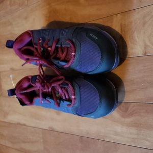 Reebok protective sneakers